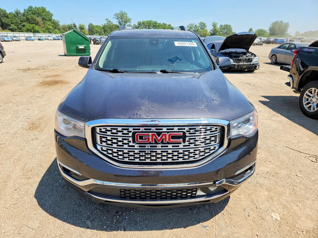 2017 GMC ACADIA — фото 5