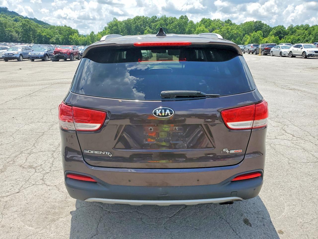 2016 KIA SORENTO — фото 6
