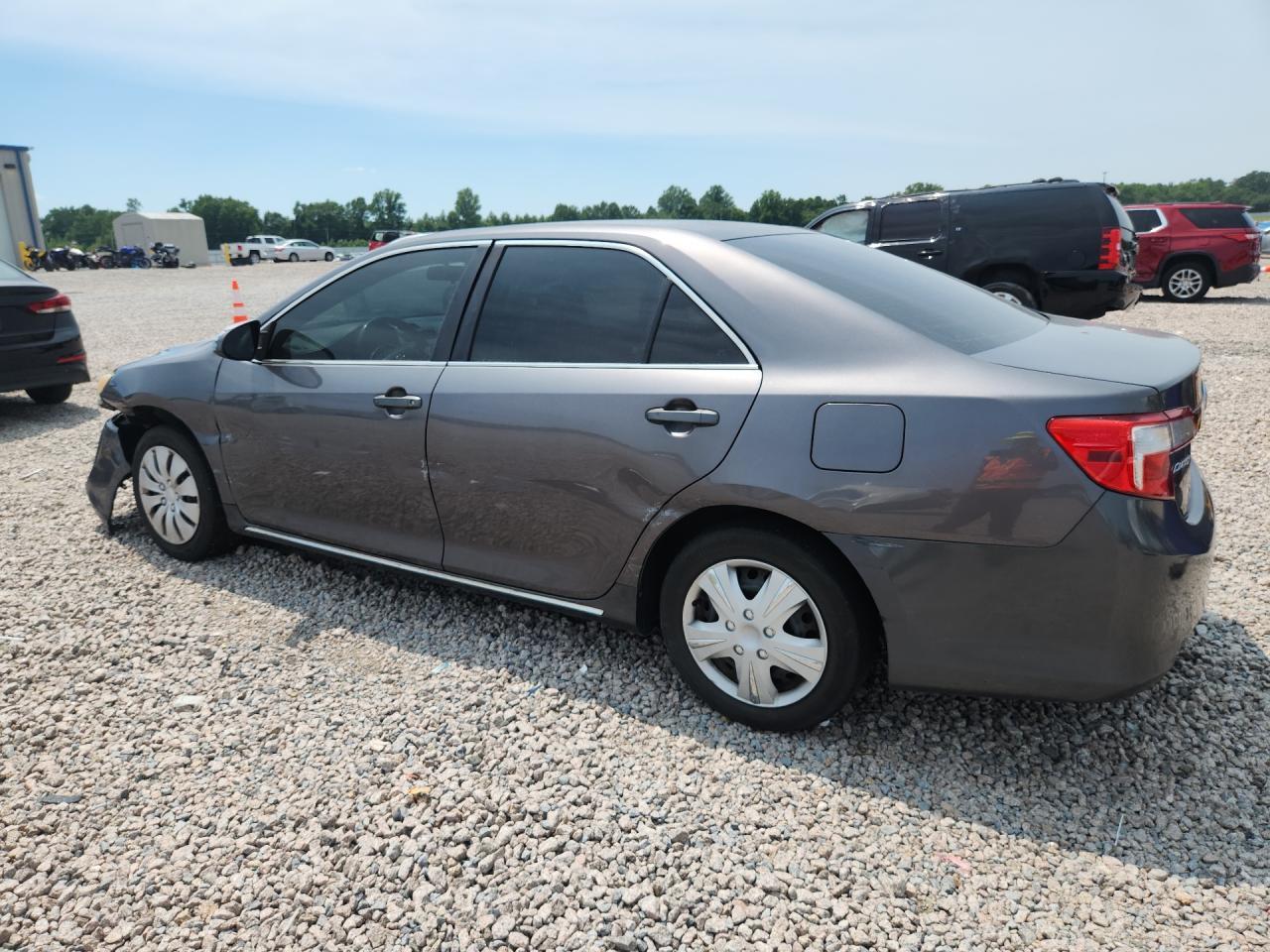 2014 TOYOTA CAMRY — фото 2