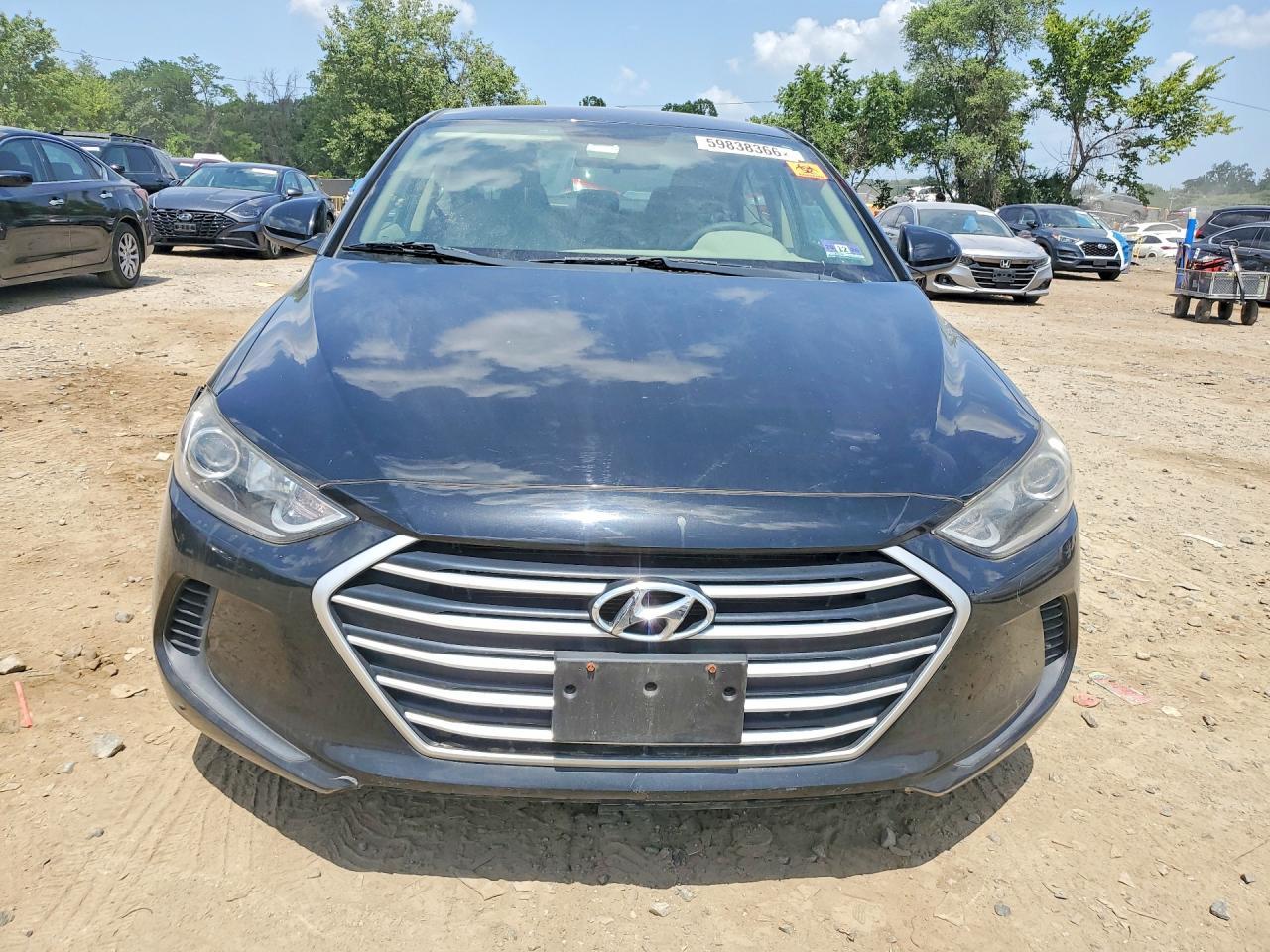 2017 HYUNDAI ELANTRA — фото 5