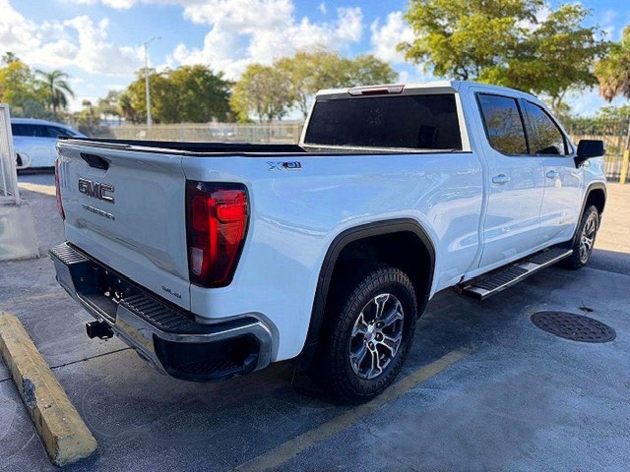 2021 GMC SIERRA 1500 — фото 3