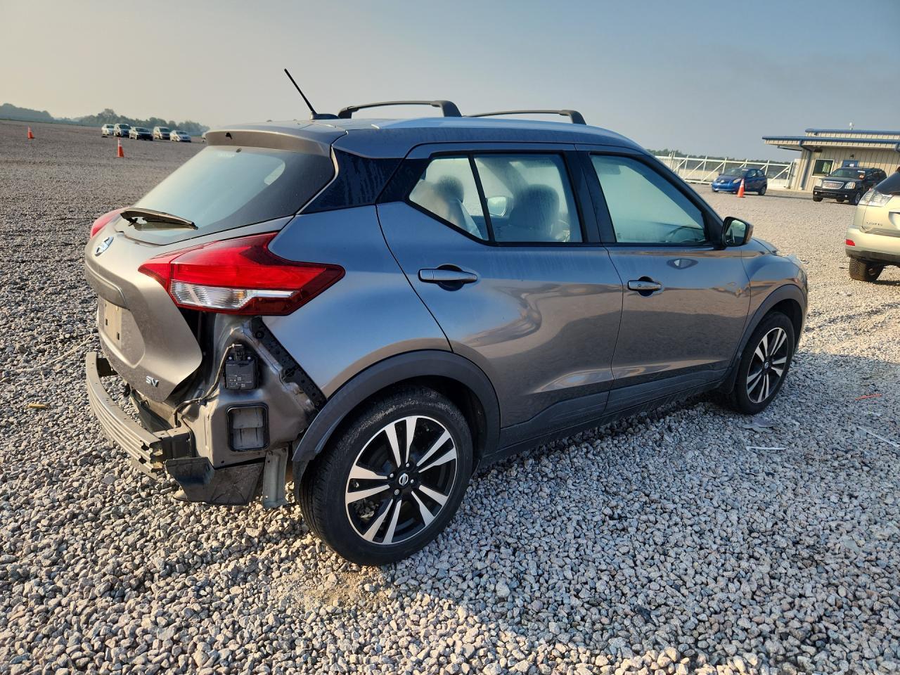 2019 NISSAN KICKS — фото 3