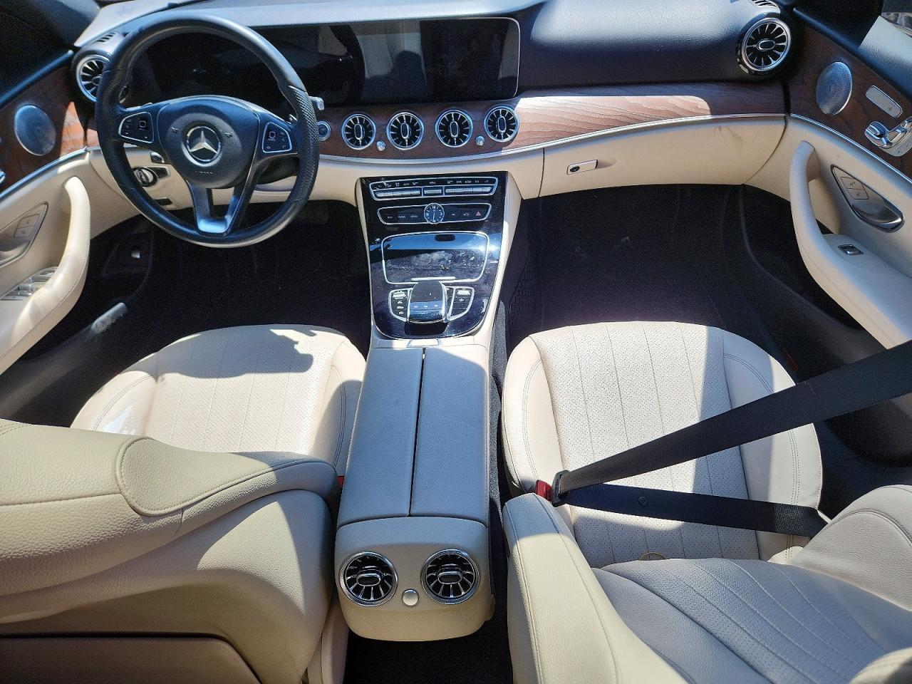 2017 MERCEDES-BENZ E-CLASS — фото 8