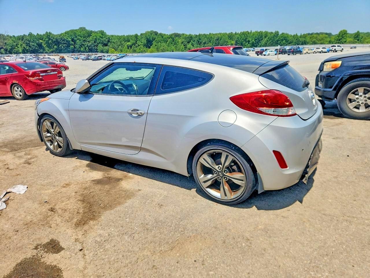 2013 HYUNDAI VELOSTER — фото 2