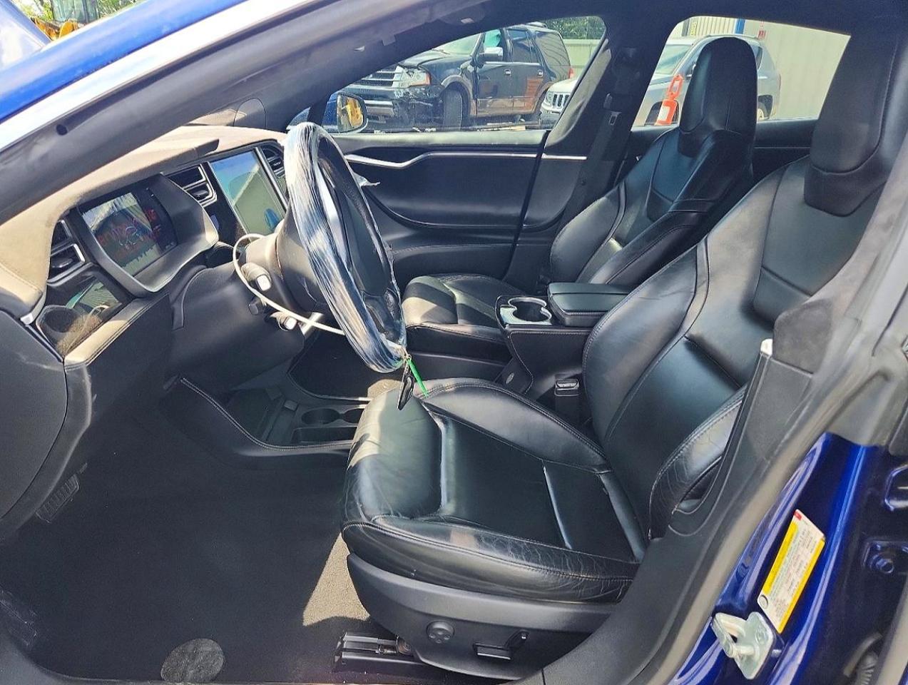 2015 TESLA MODEL S — фото 7