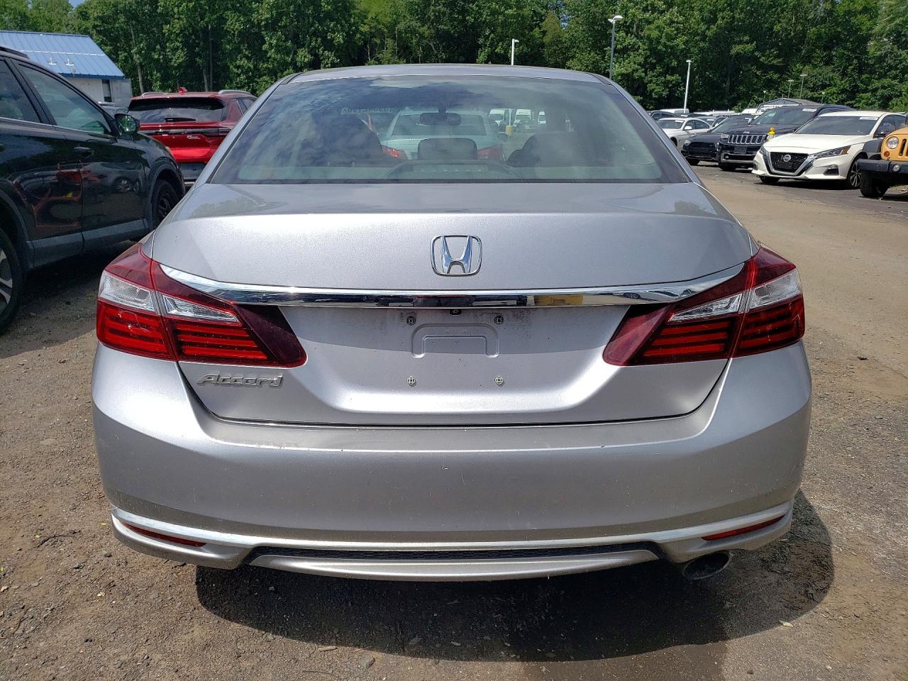 2017 HONDA ACCORD — фото 6