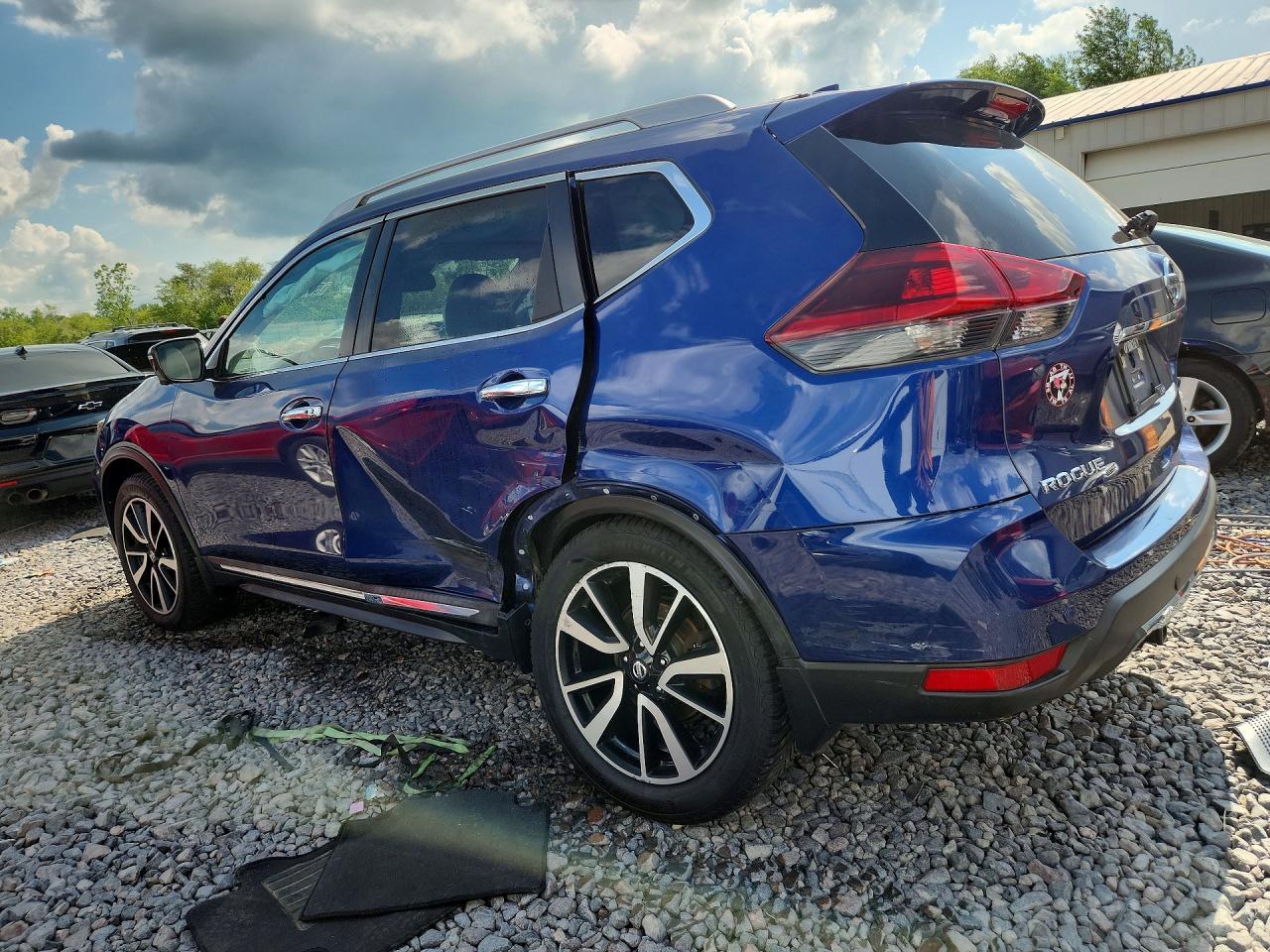 2019 NISSAN ROGUE — фото 2