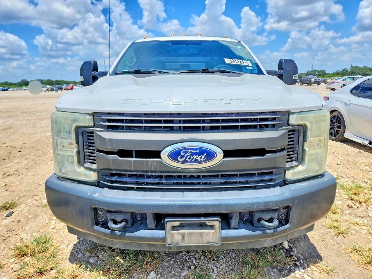 2017 FORD F-350 — фото 5