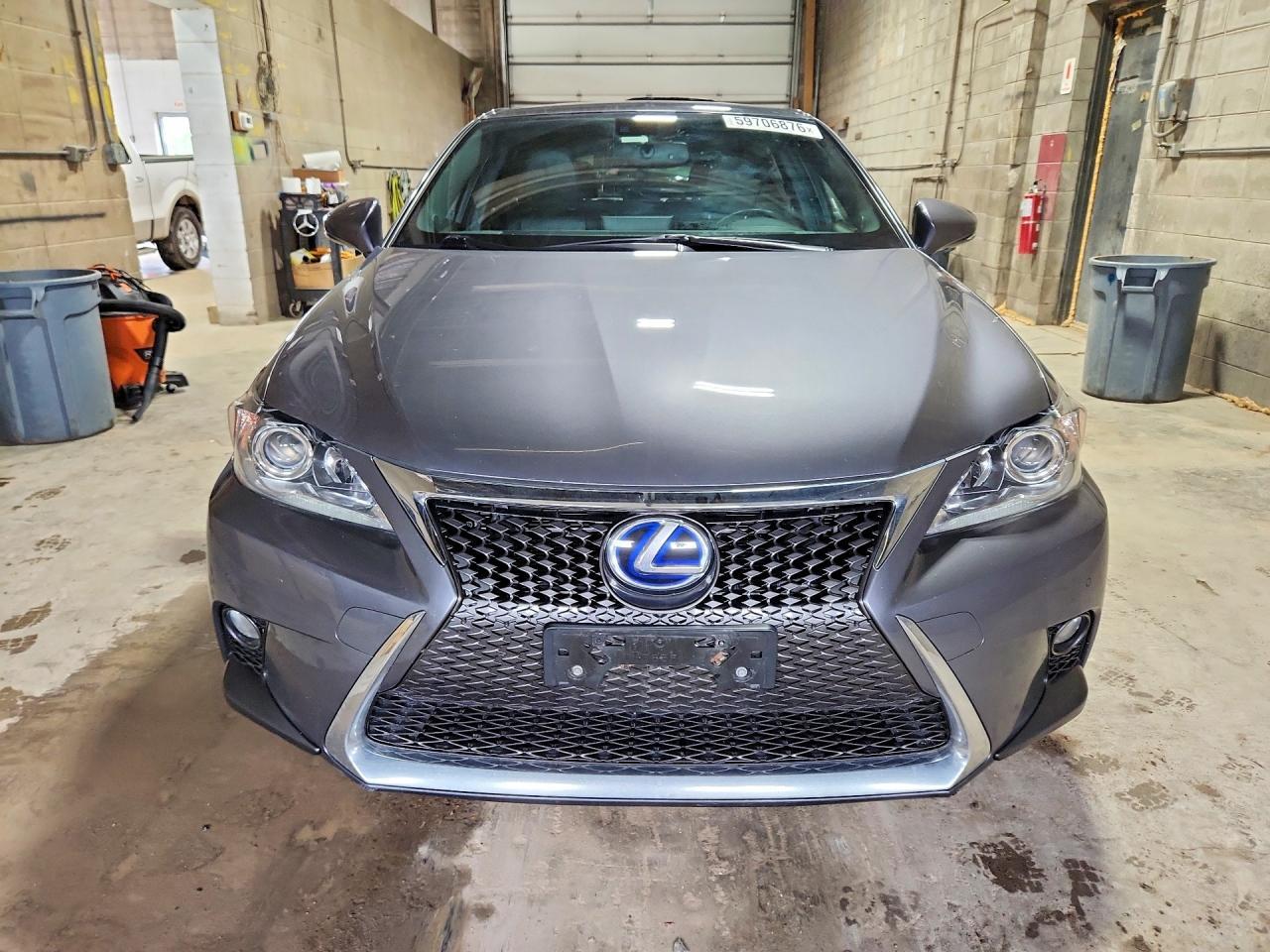 2017 LEXUS CT 200H — фото 5