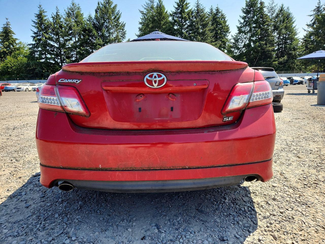 2010 TOYOTA CAMRY — фото 6