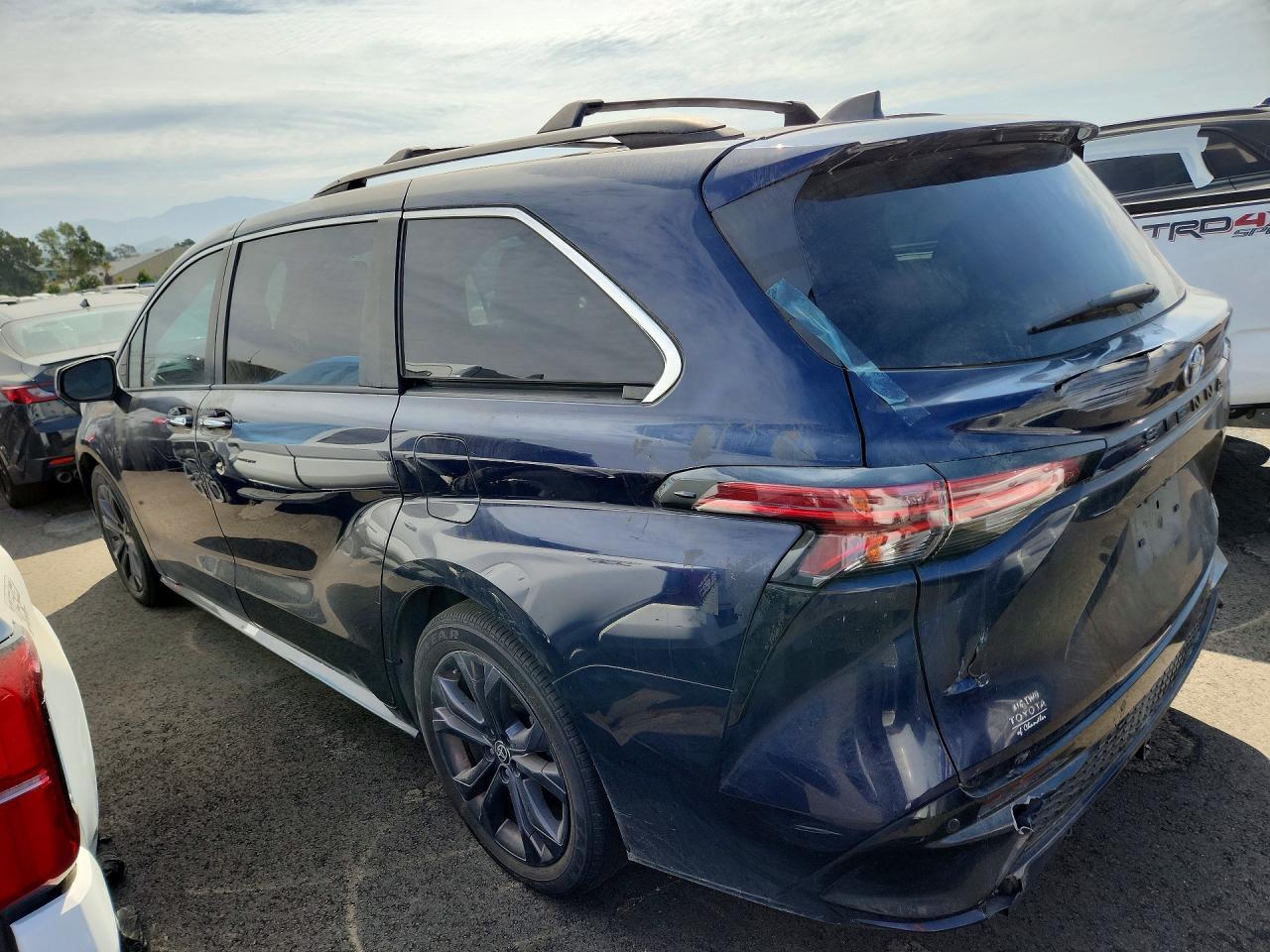 2022 TOYOTA SIENNA — фото 2