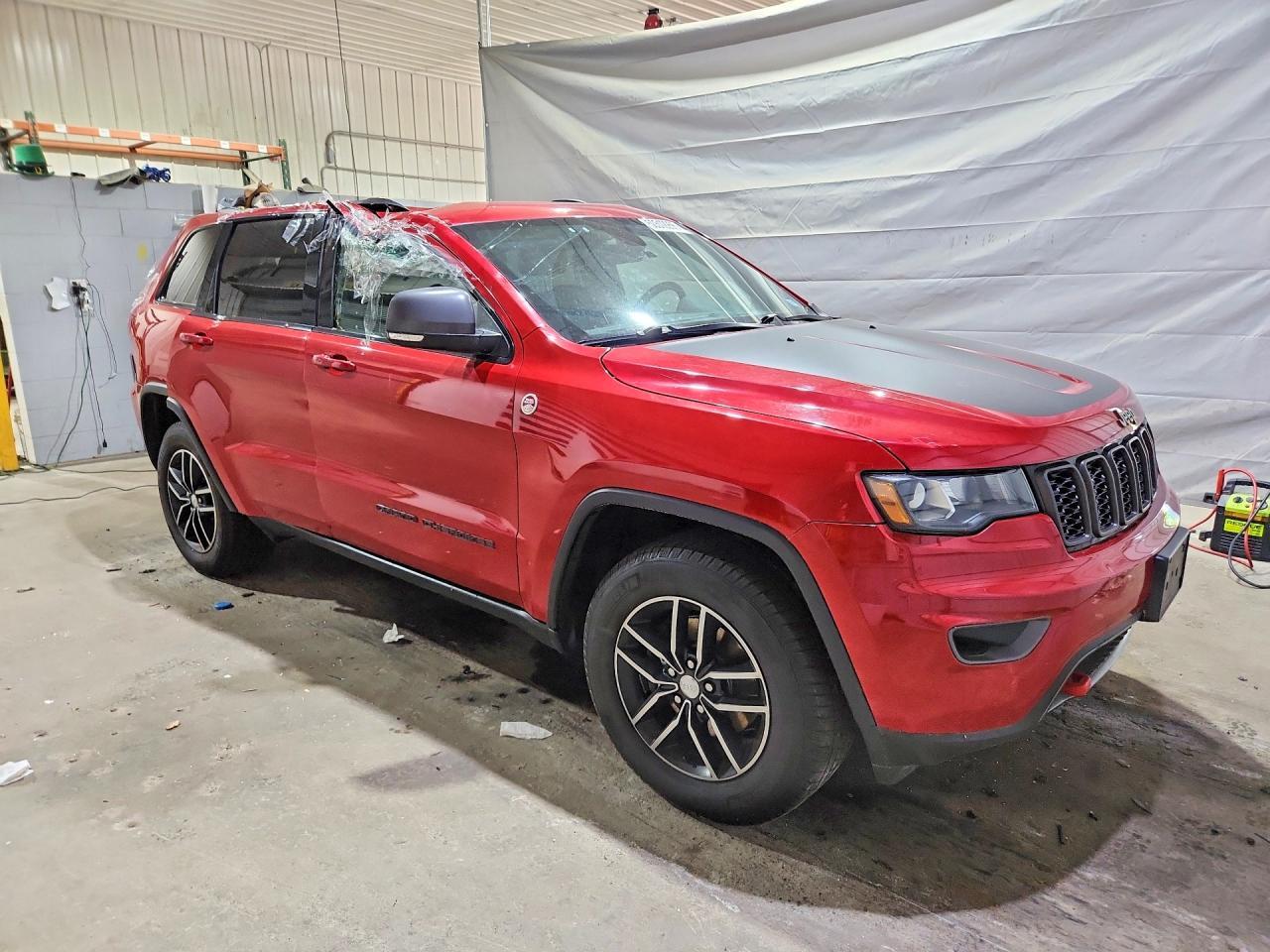 2017 JEEP GRAND CHEROKEE — фото 4