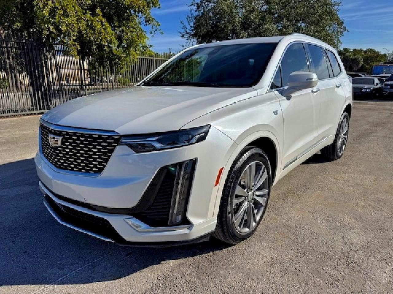 2021 CADILLAC XT6 — фото 1