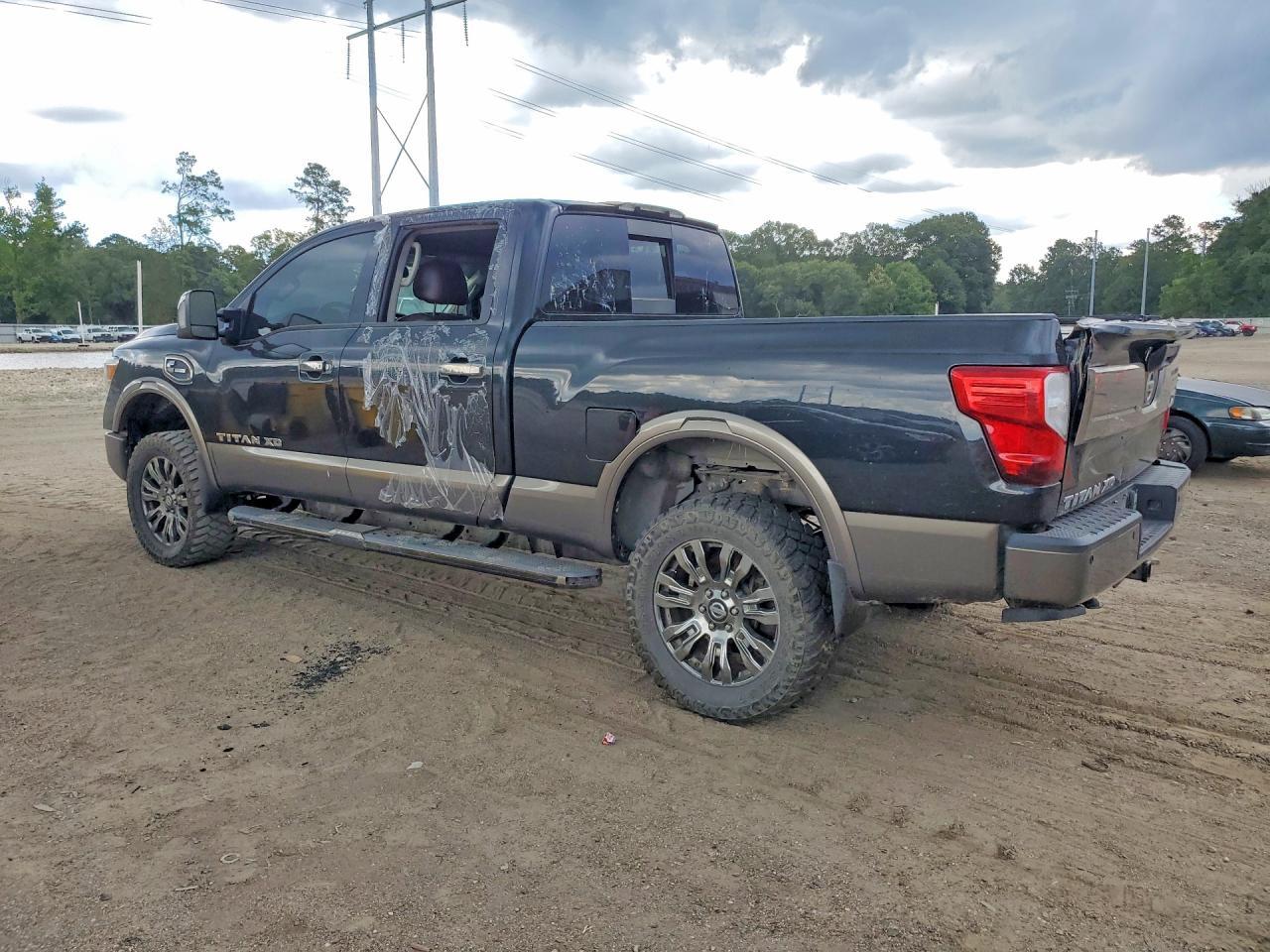 2016 NISSAN TITAN — фото 2