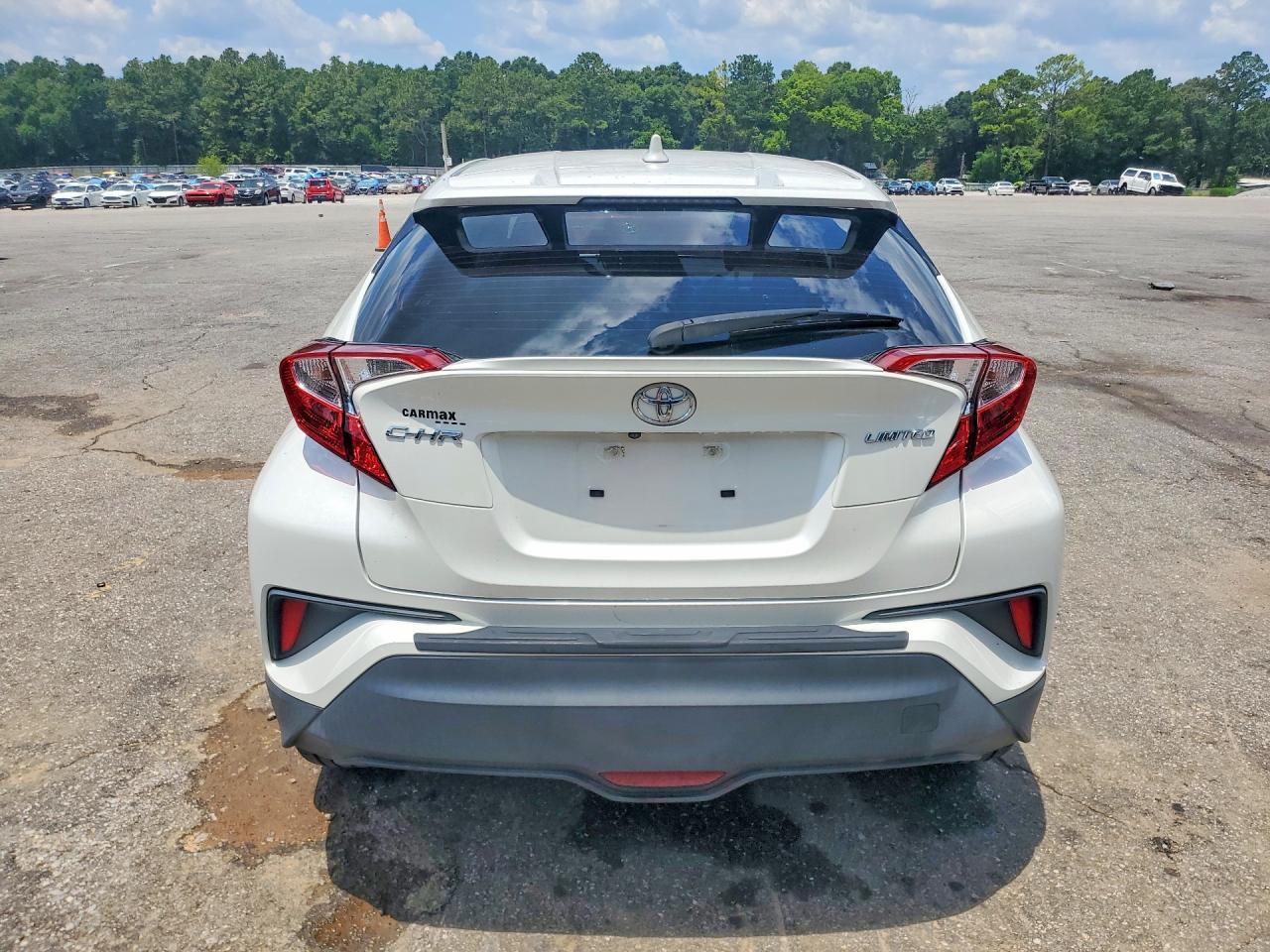 2019 TOYOTA C-HR — фото 6