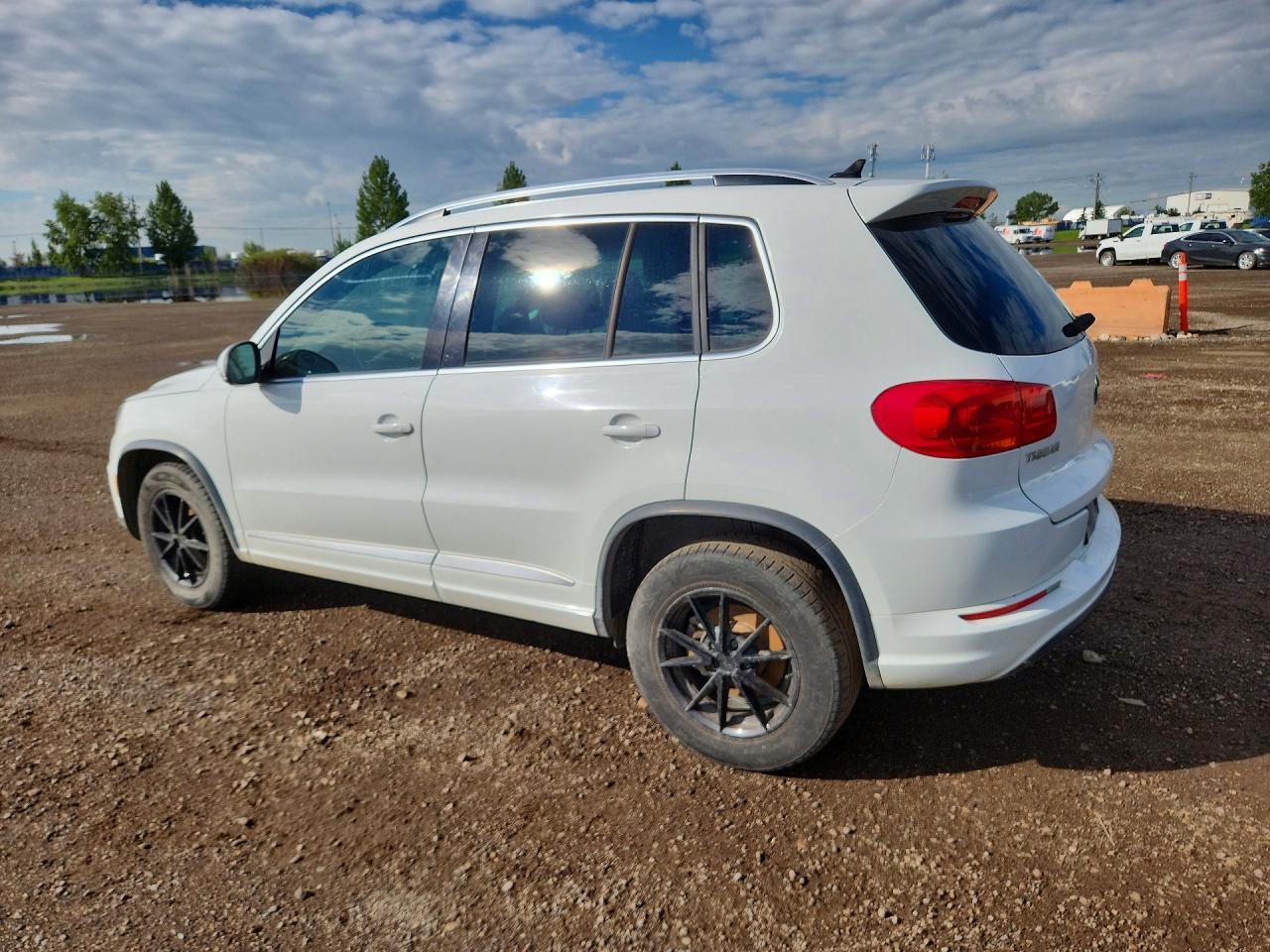 2016 VOLKSWAGEN TIGUAN — фото 2