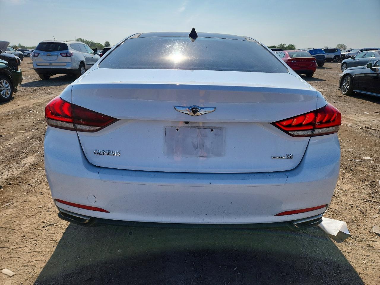2015 HYUNDAI GENESIS — фото 6