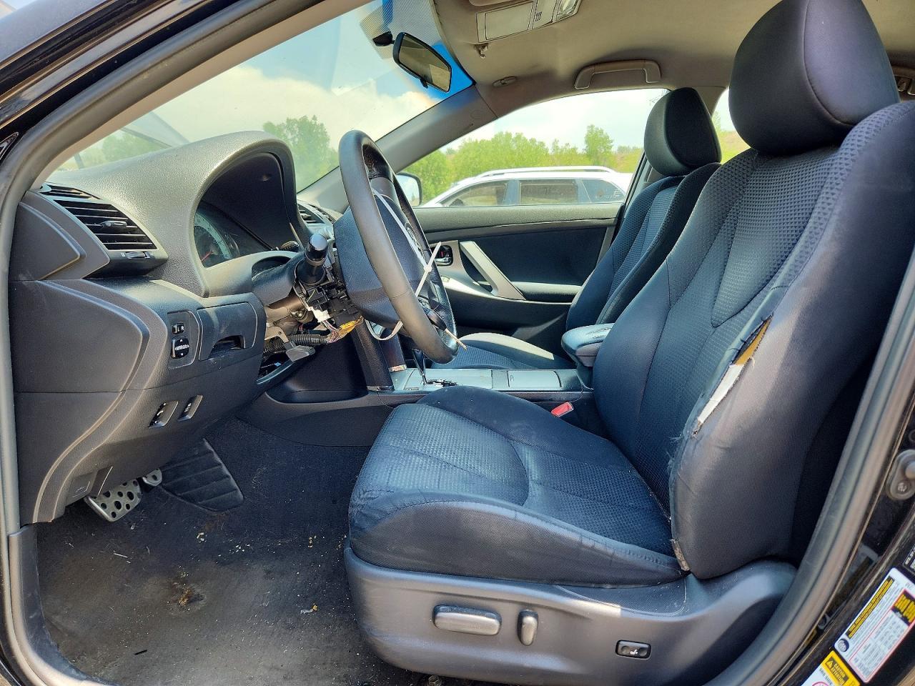 2010 TOYOTA CAMRY — фото 7