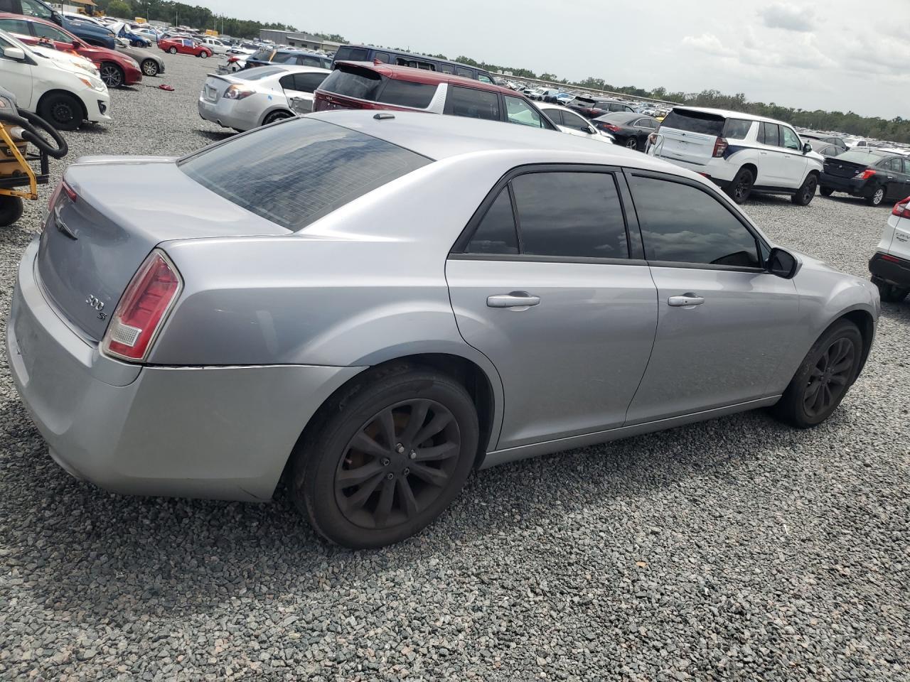 2014 CHRYSLER 300 — фото 3