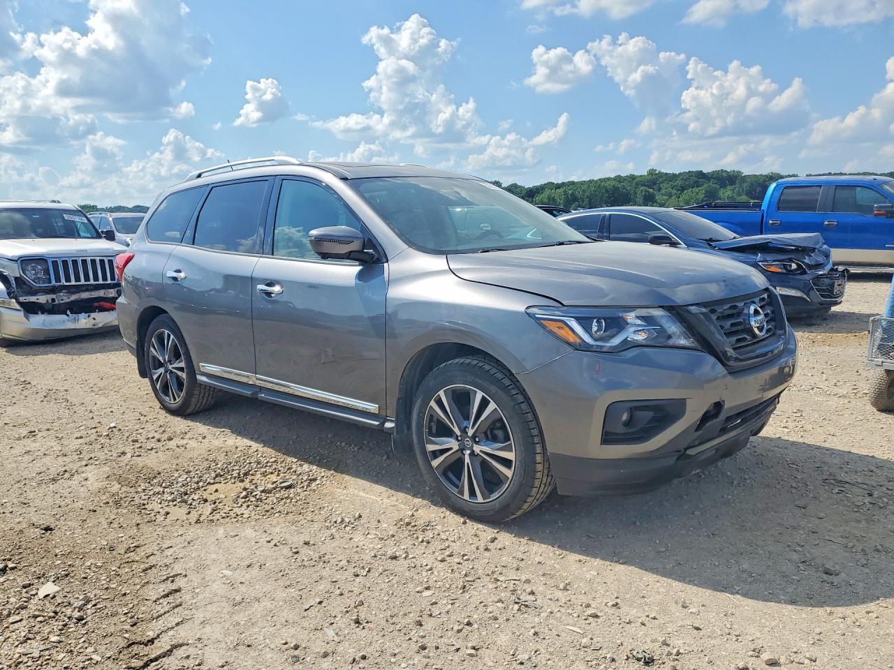 2017 NISSAN PATHFINDER — фото 4