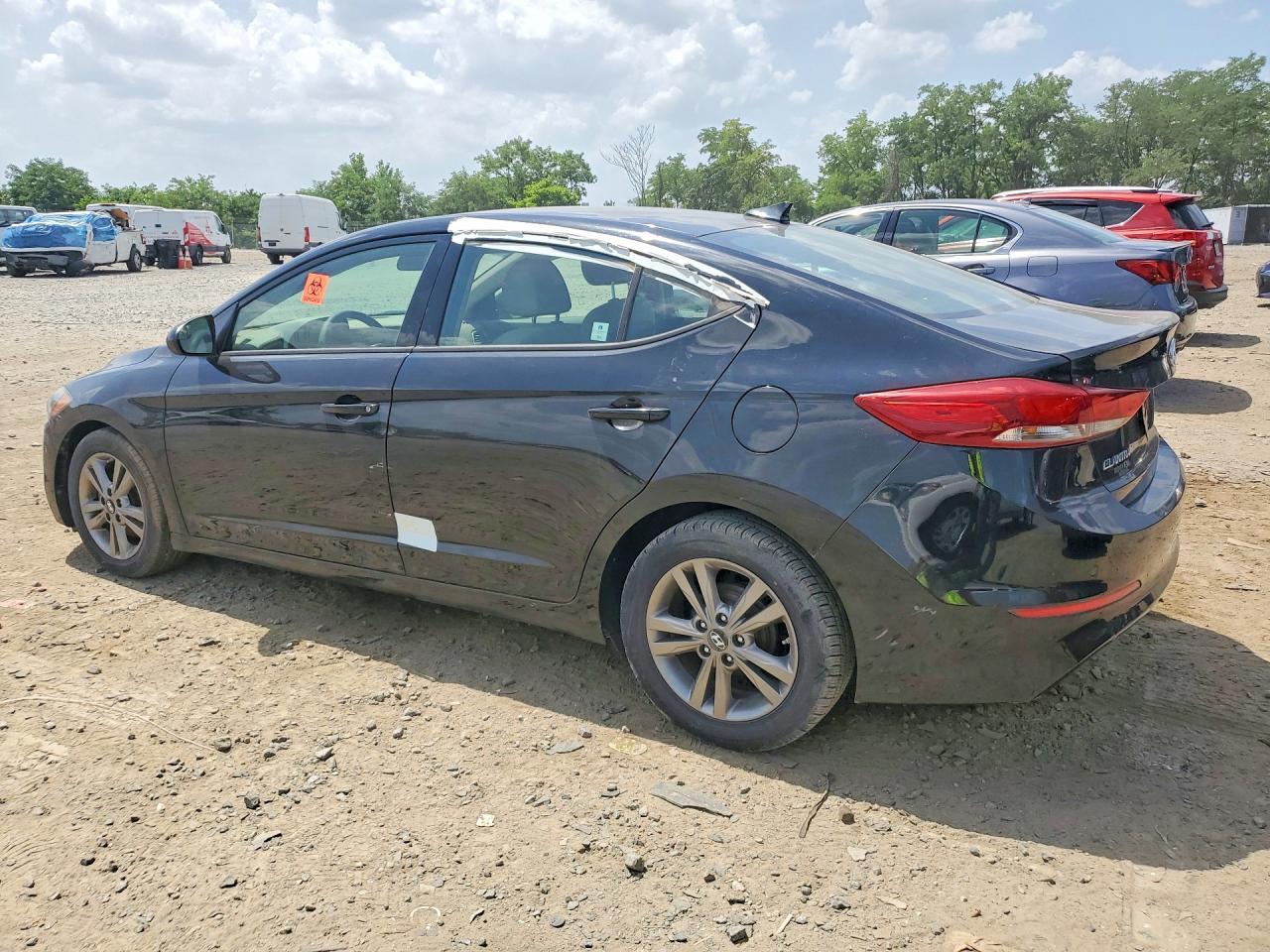 2017 HYUNDAI ELANTRA — фото 2