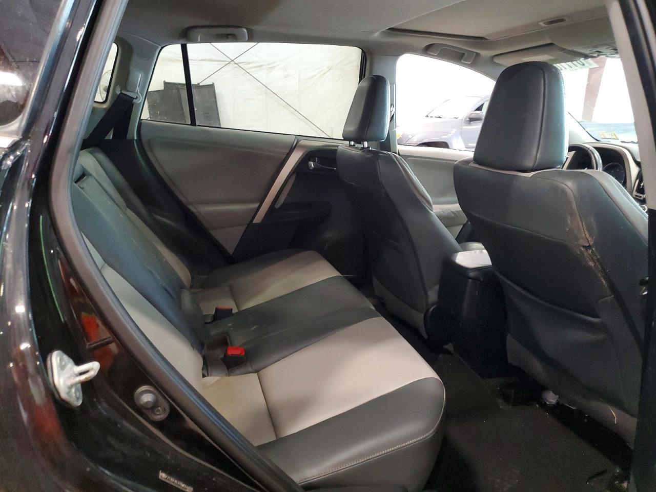 2013 TOYOTA RAV4 — фото 11