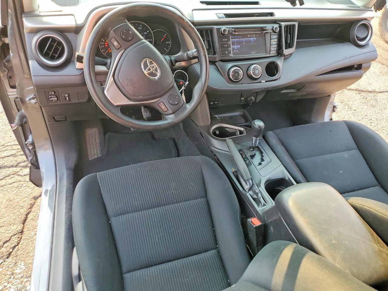2016 TOYOTA RAV4 — фото 8