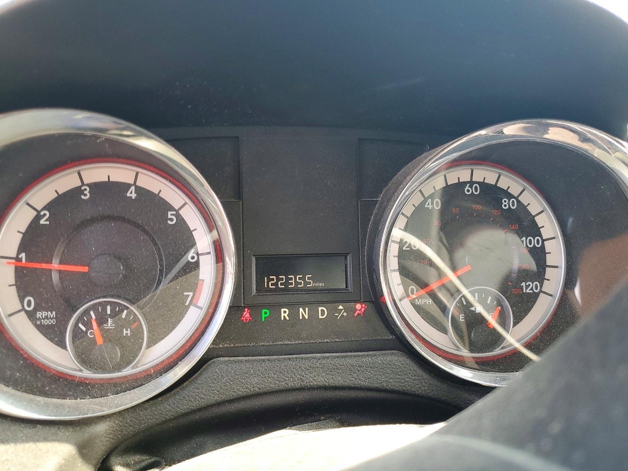 2014 DODGE GRAND CARAVAN — фото 9