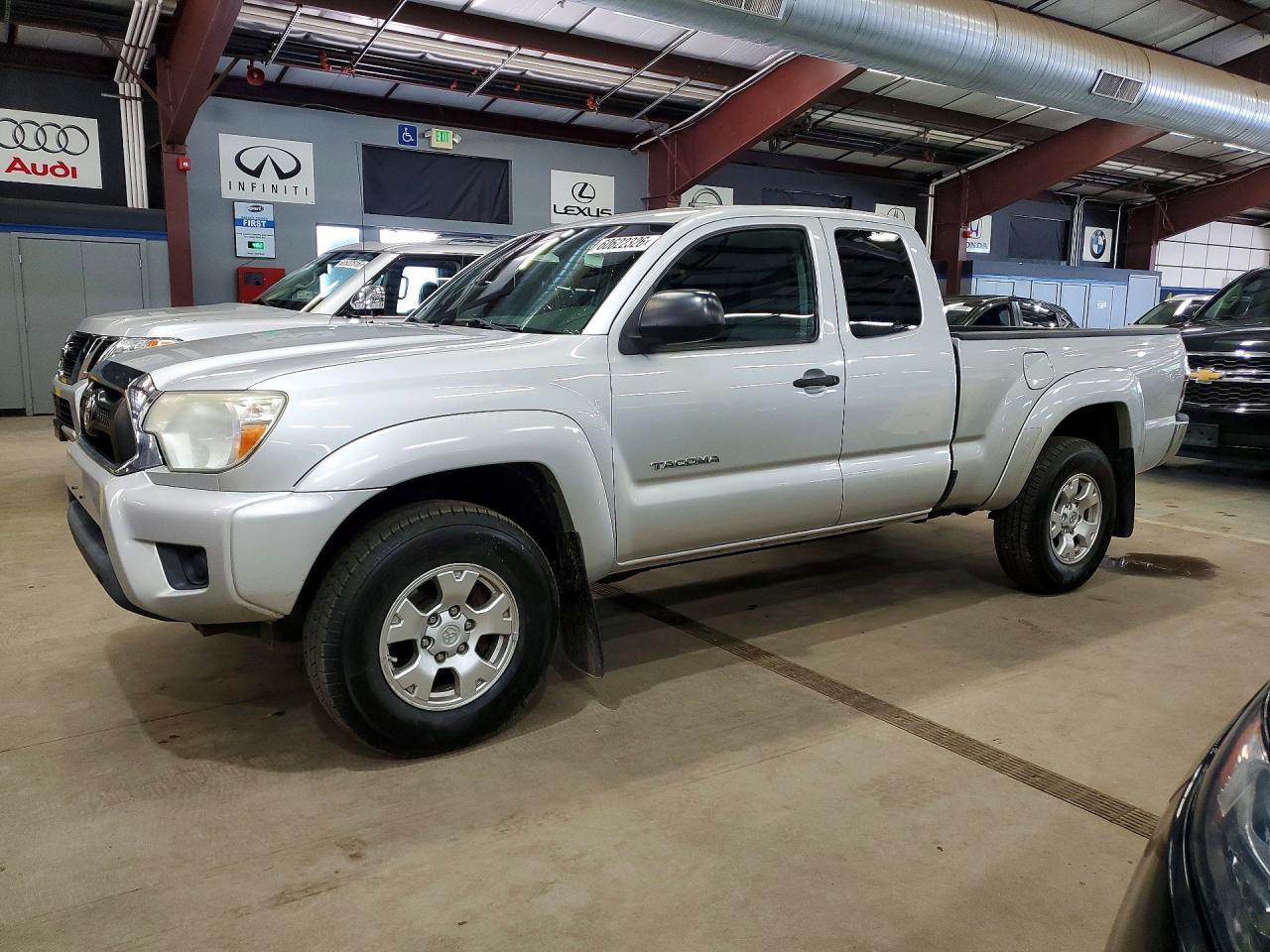 2013 TOYOTA TACOMA — фото 1