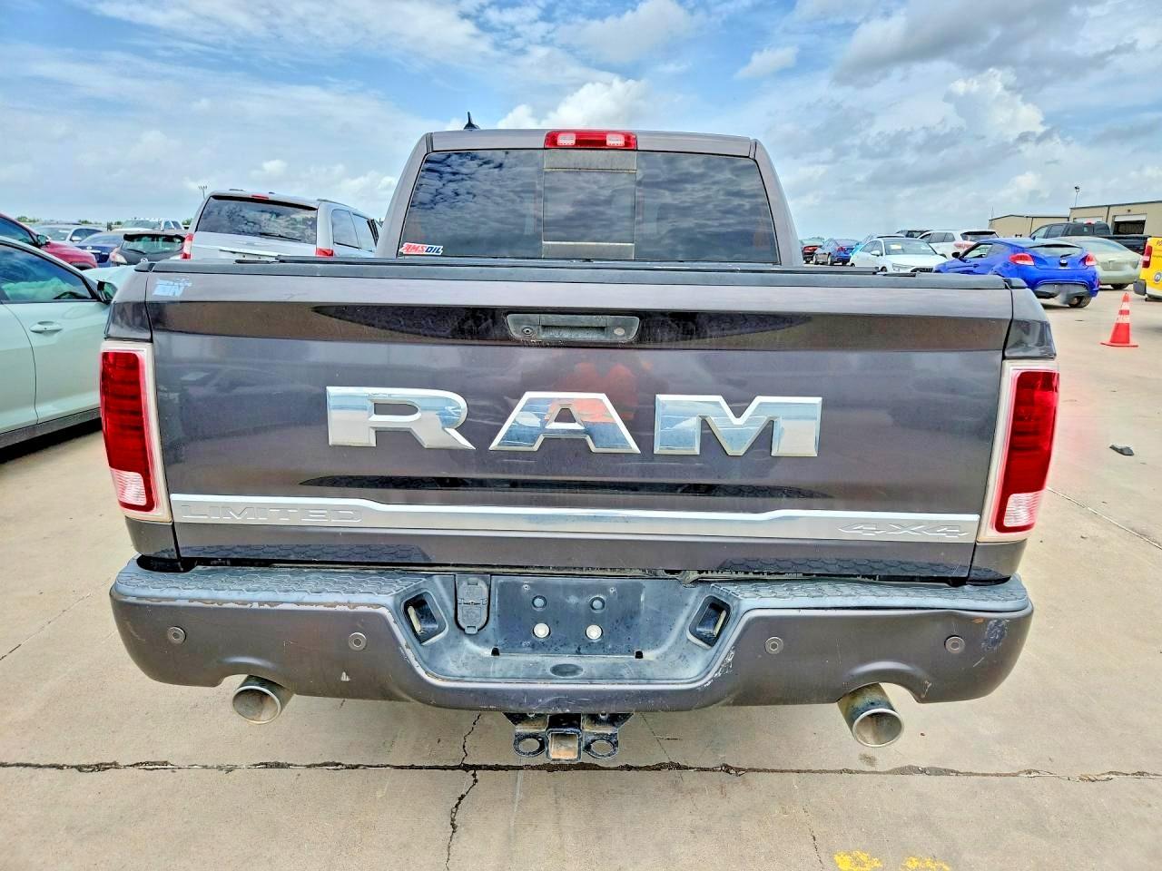 2016 RAM 1500 — фото 6