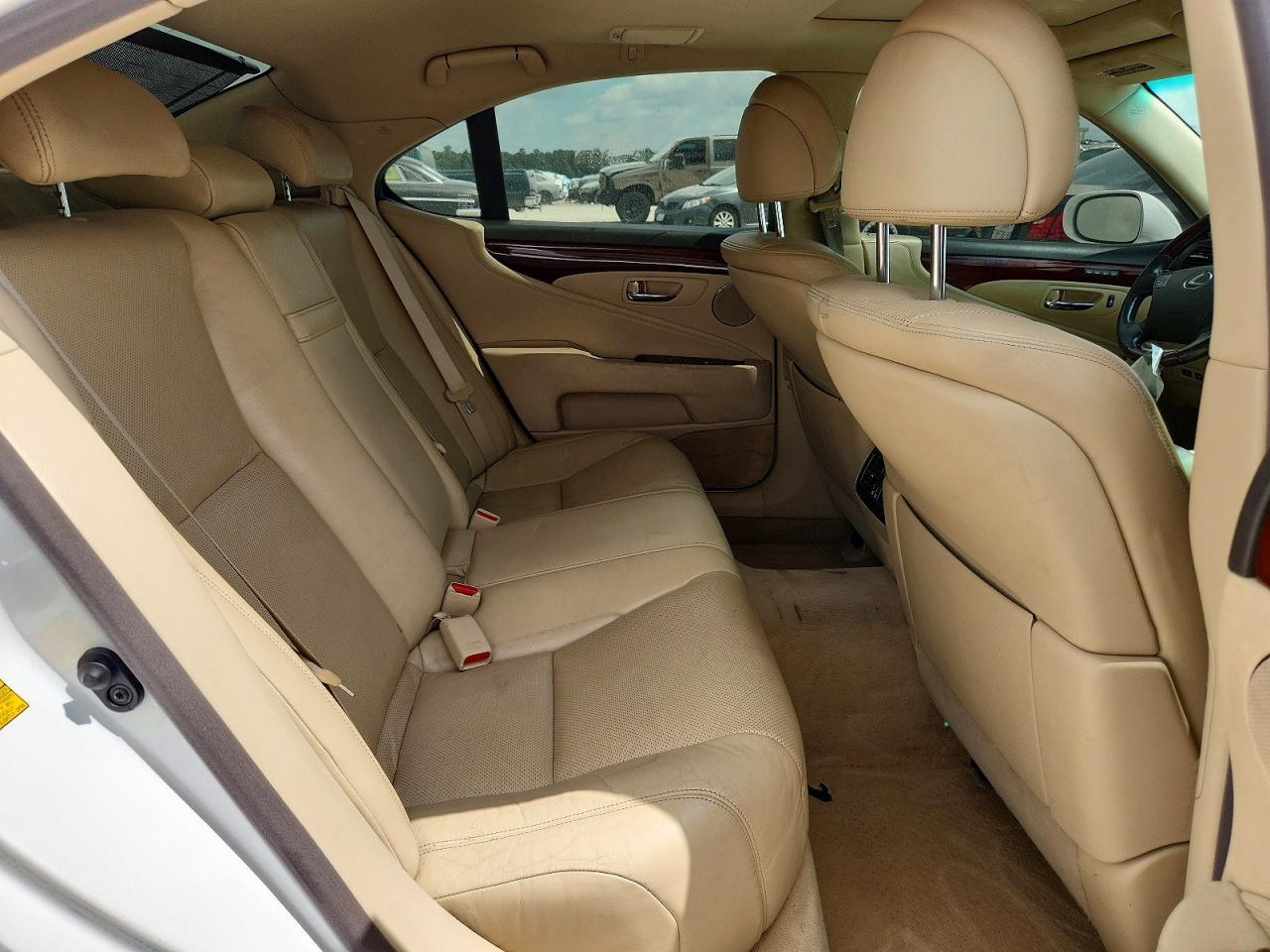 2012 LEXUS LS 460 — фото 10