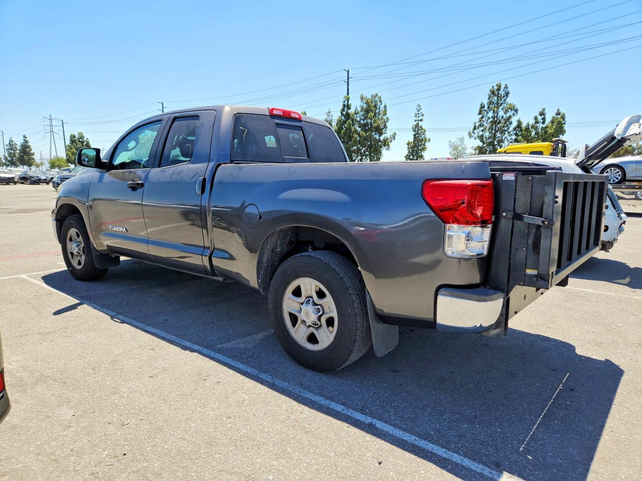 2012 TOYOTA TUNDRA — фото 2