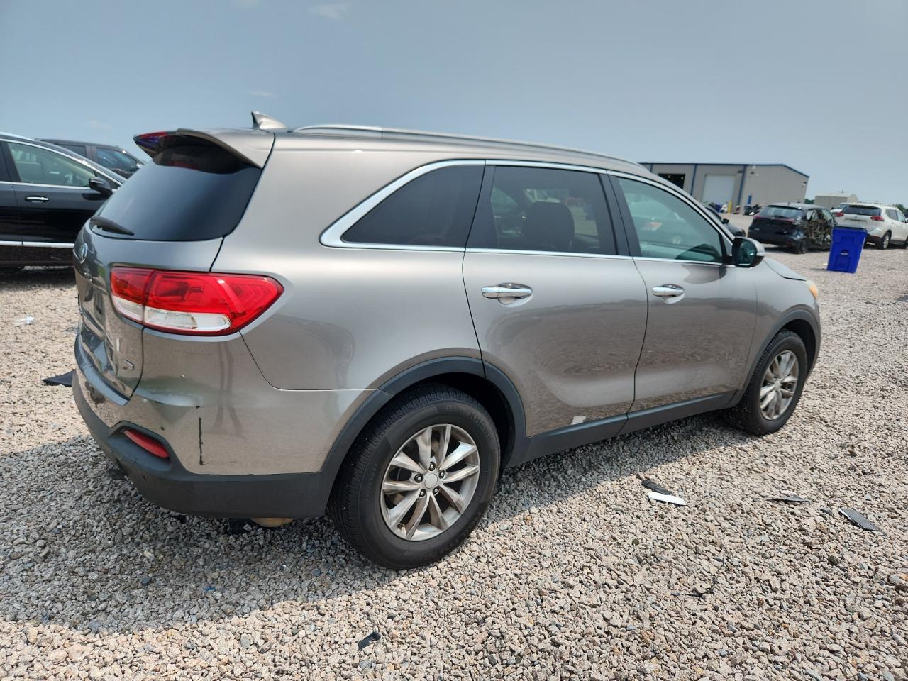 2016 KIA SORENTO — фото 3