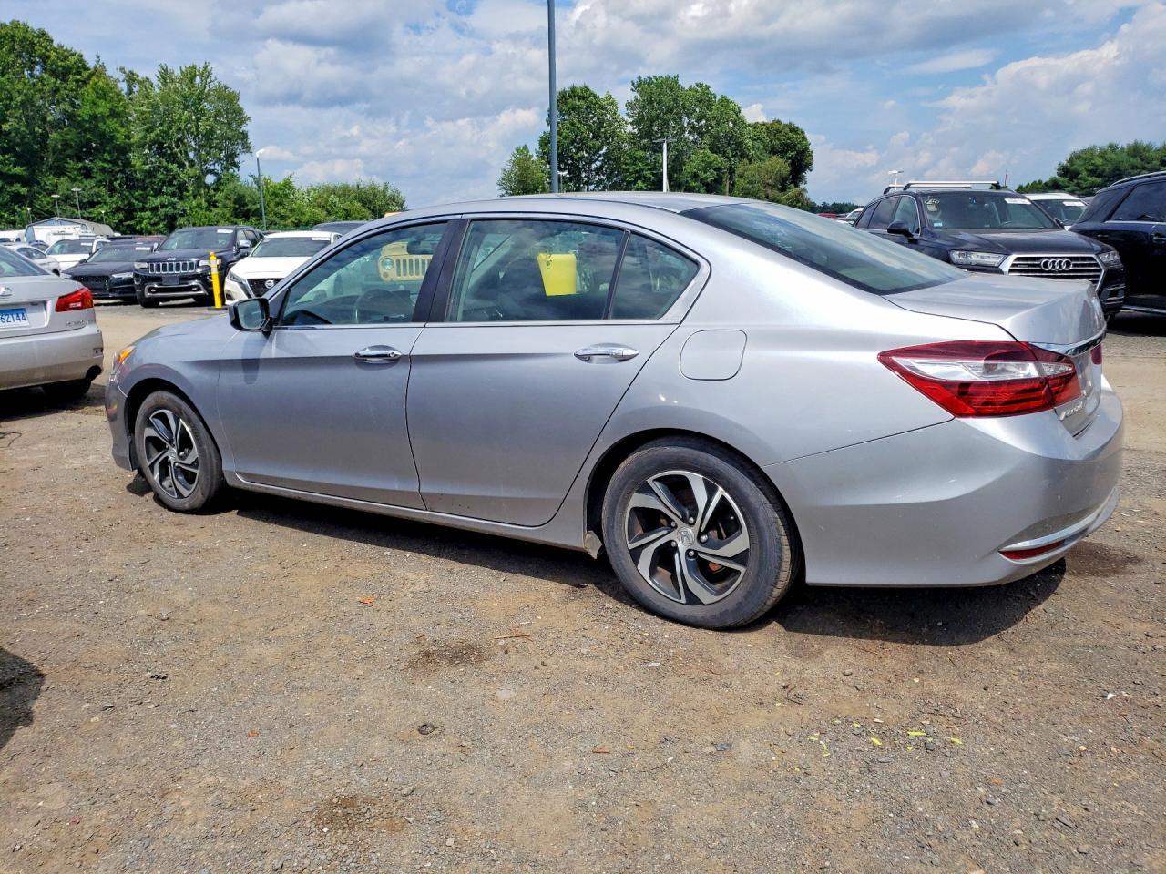 2017 HONDA ACCORD — фото 2
