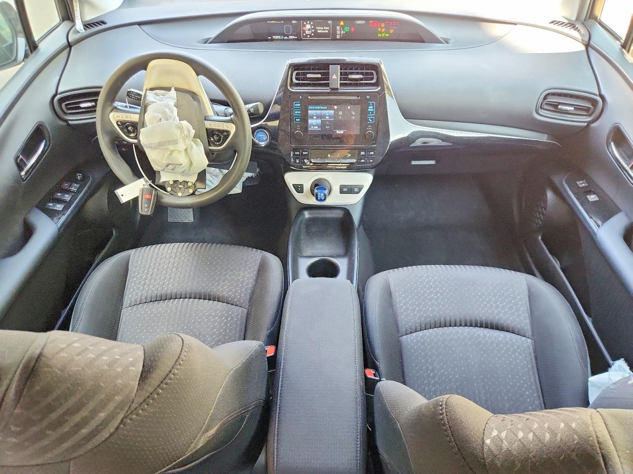 2018 TOYOTA PRIUS — фото 8