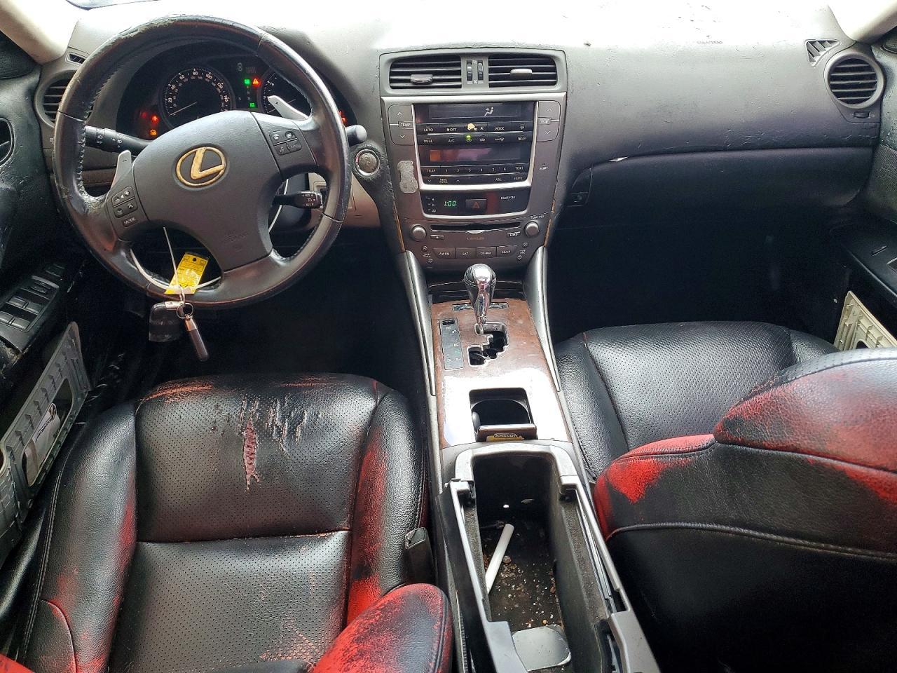 2010 LEXUS IS 250 — фото 8
