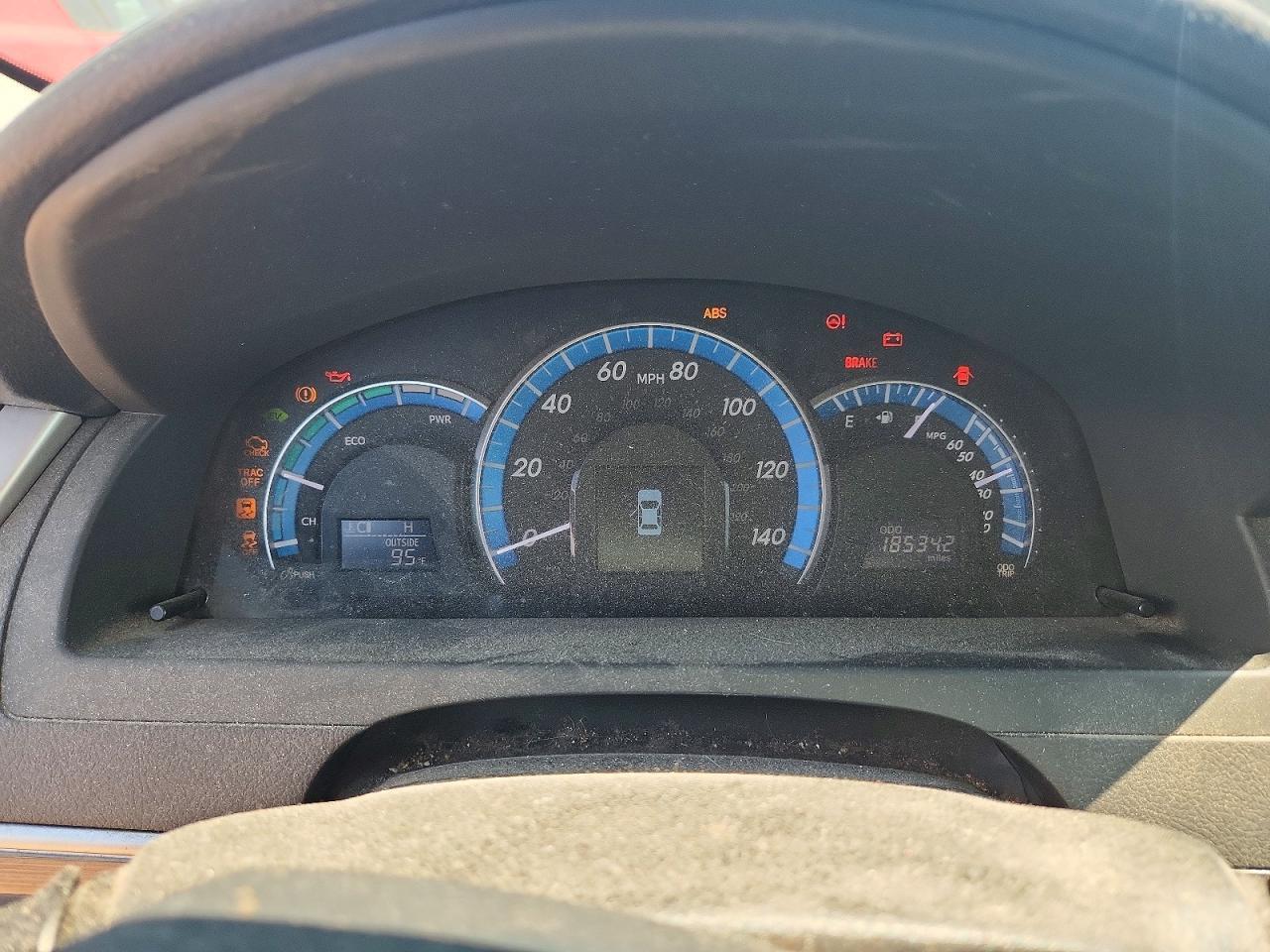 2013 TOYOTA CAMRY HYBRID — фото 9