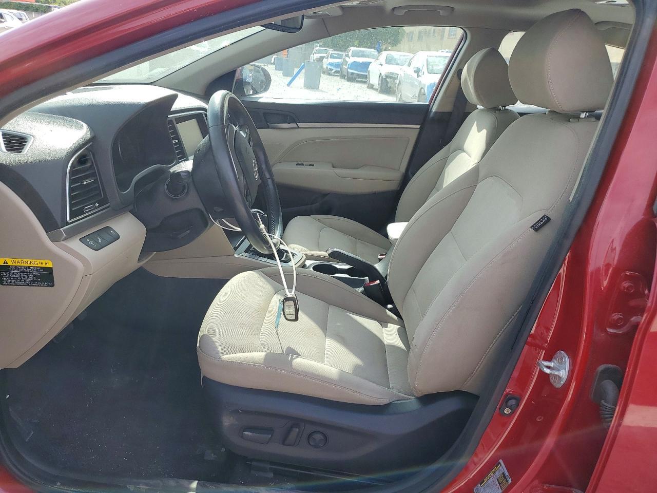 2017 HYUNDAI ELANTRA — фото 7