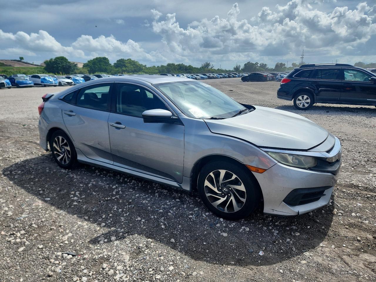 2016 HONDA CIVIC — фото 4