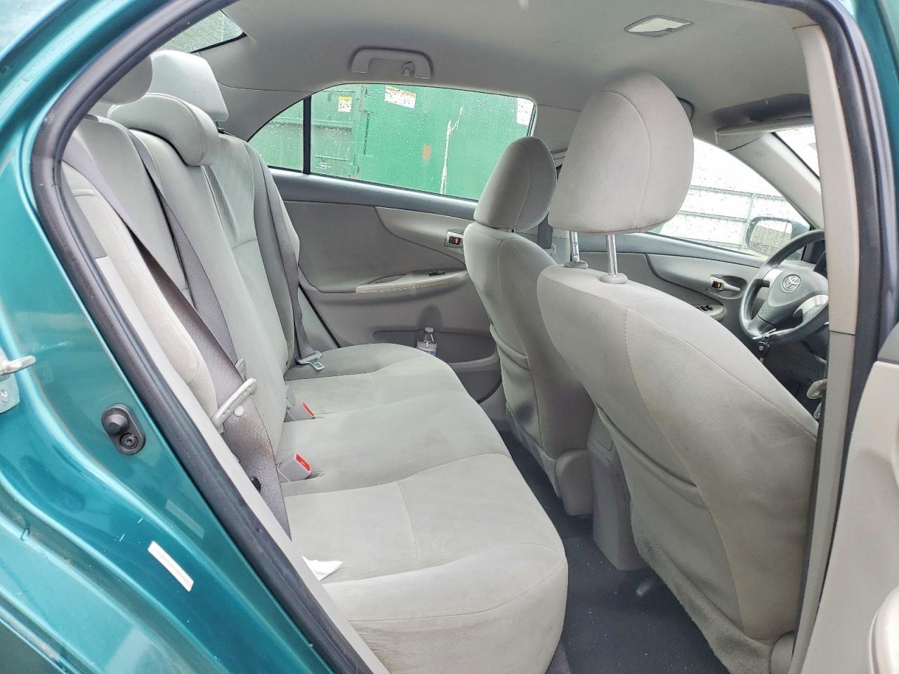 2010 TOYOTA COROLLA — фото 10