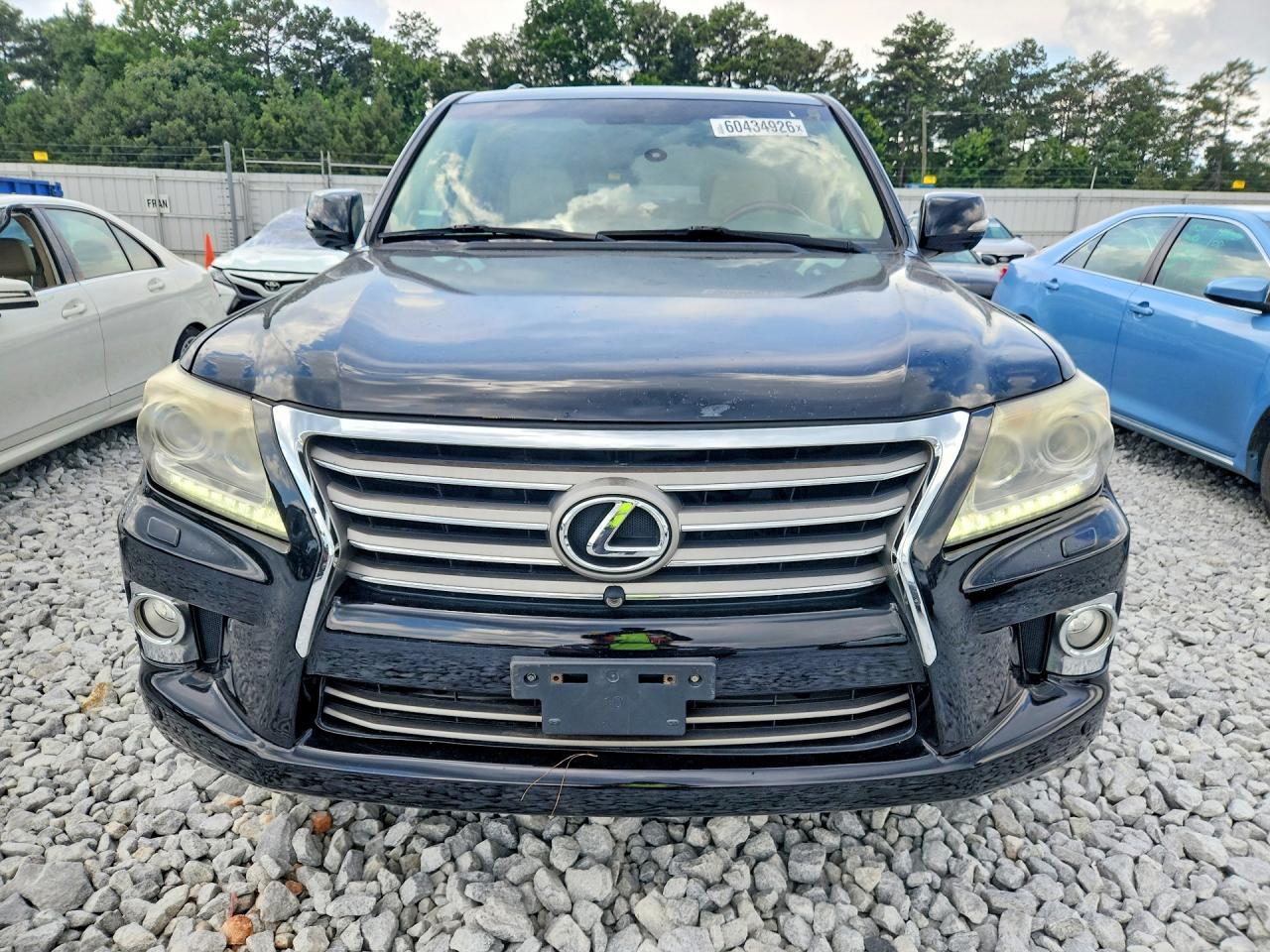 2013 LEXUS LX 570 — фото 5