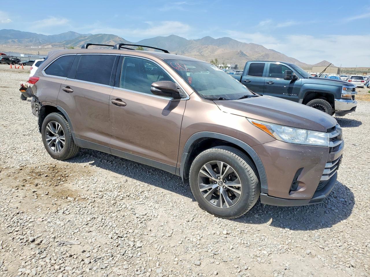 2019 TOYOTA HIGHLANDER — фото 4