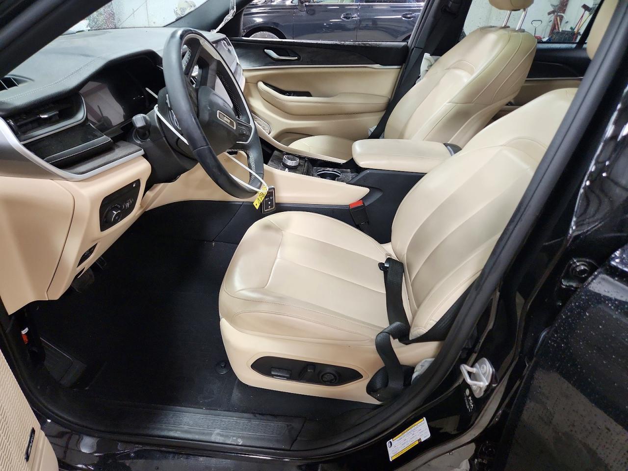 2023 JEEP GRAND CHEROKEE — фото 7