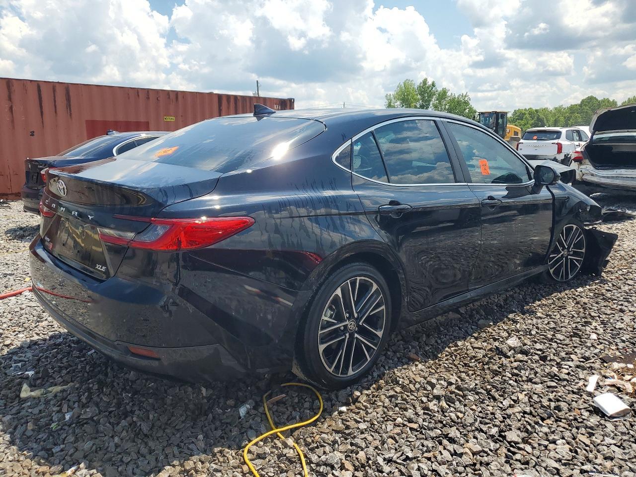 2025 TOYOTA CAMRY HYBRID — фото 3