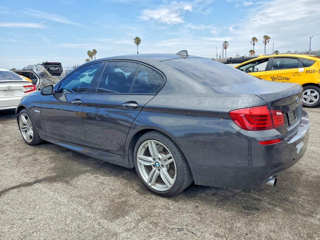 2013 BMW 5 SERIES — фото 2