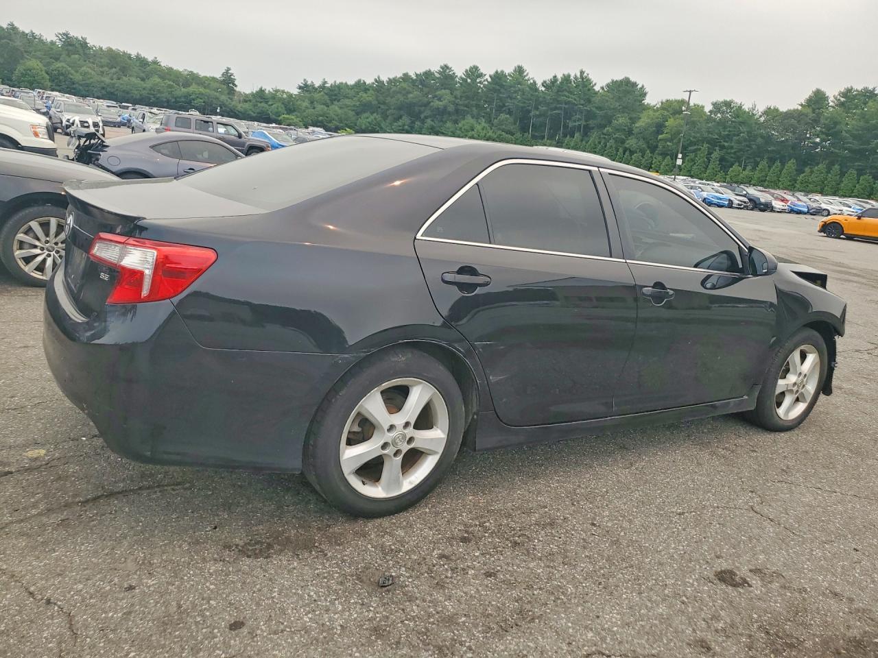 2013 TOYOTA CAMRY — фото 3