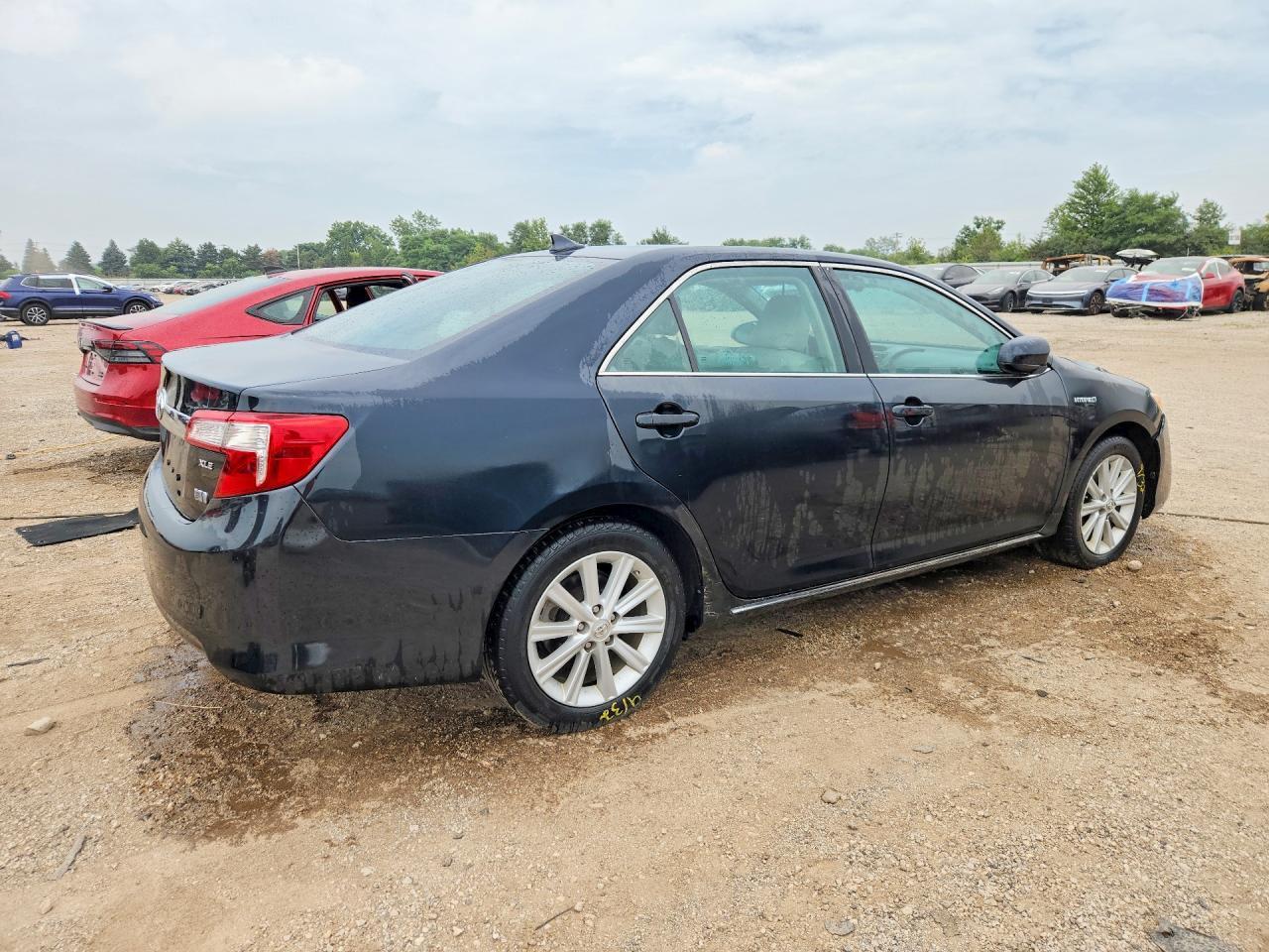2014 TOYOTA CAMRY HYBRID — фото 3