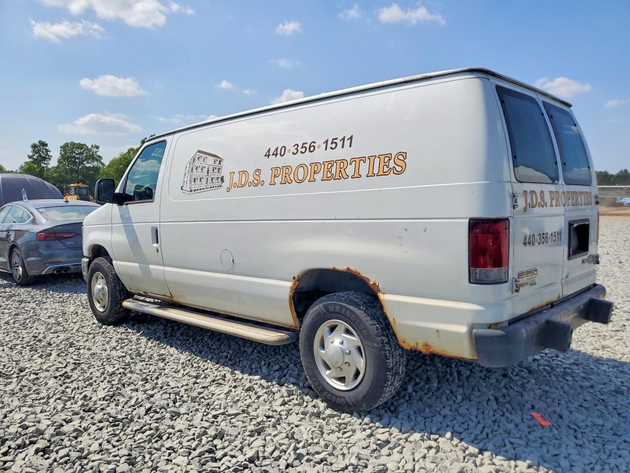 2011 FORD ECONOLINE — фото 2