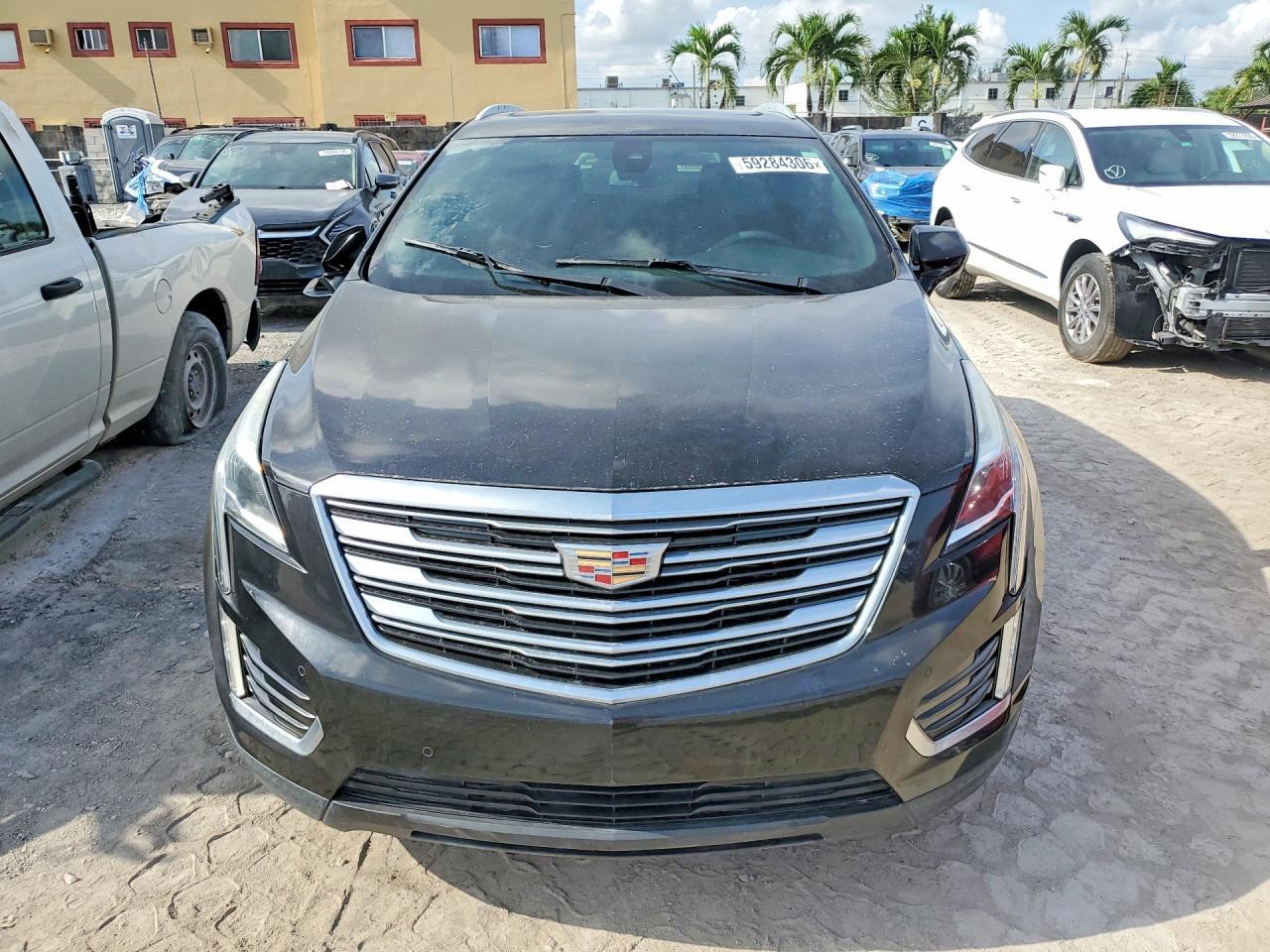 2017 CADILLAC XT5 — фото 5