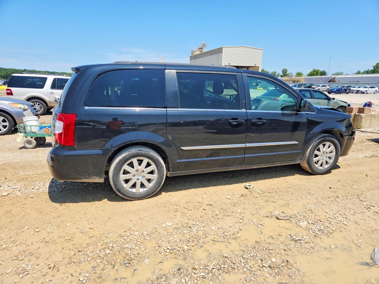 2014 CHRYSLER TOWN & COUNTRY — фото 3